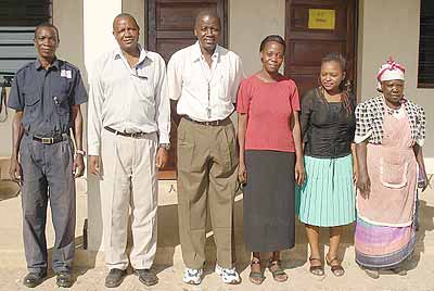 Das komplette KiD-Team aus Kenia